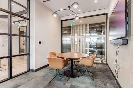 For Lease - 5 York Garden Way Unit# 505, Toronto, Ontario - Photo 2