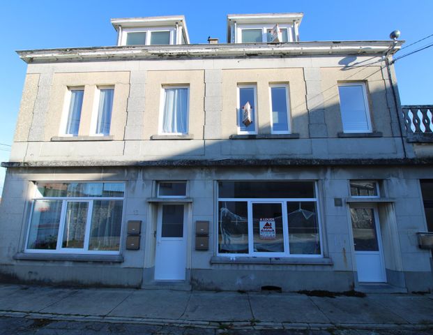 Petit appartement au rez-de-chaussée à 5651 Walcourt - Photo 1