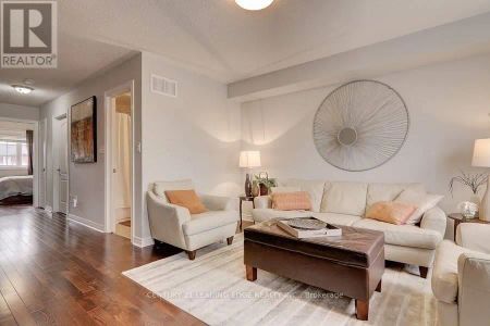 503 WHITE'S HILL AVENUE - Photo 2