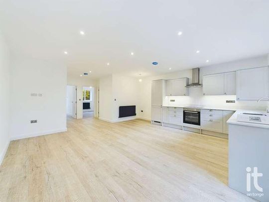 Fairacres Road, High Lane, Stockport, SK6 - Photo 1