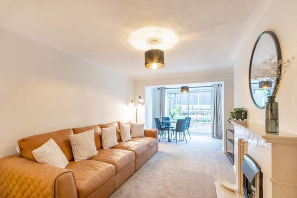 2 bedroom detached bungalow to rent - Photo 1