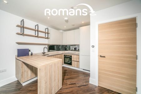 Flagstaff Road, Reading, Berkshire, RG2 - Photo 2