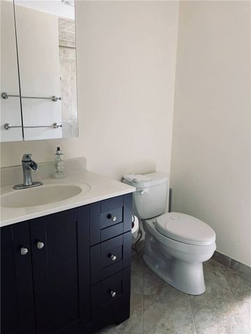 For Lease - 32 Caronport Crescent, Toronto, Ontario - Photo 5