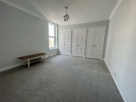 Park Terrace, Bognor Regis - Photo 5