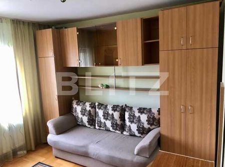3 camere, decomandat, 58 mp, 2 locuri parcare, zona strazii Scortarilor - Photo 2