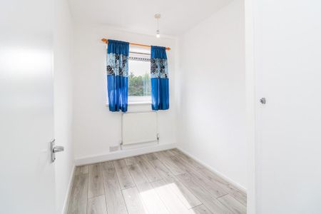 4 bedroom maisonette to rent - Photo 4