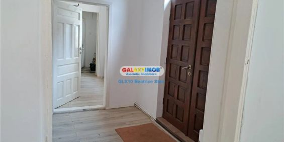 Inchiriere corp de casa parter inalt renovata MIHAI EMINESCU - Fotografie 3