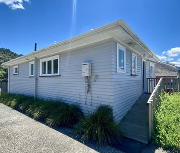 Close to town - Photo 1