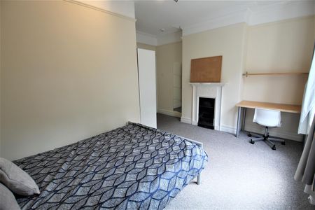 1 bedroom terraced house share to rent - Photo 2