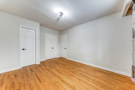For Lease - 359 Rathburn Road Unit# Main, Toronto, Ontario - Photo 2