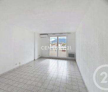 Location Appartement 2 pièces 48m² AUBAGNE 13400 - Photo 3