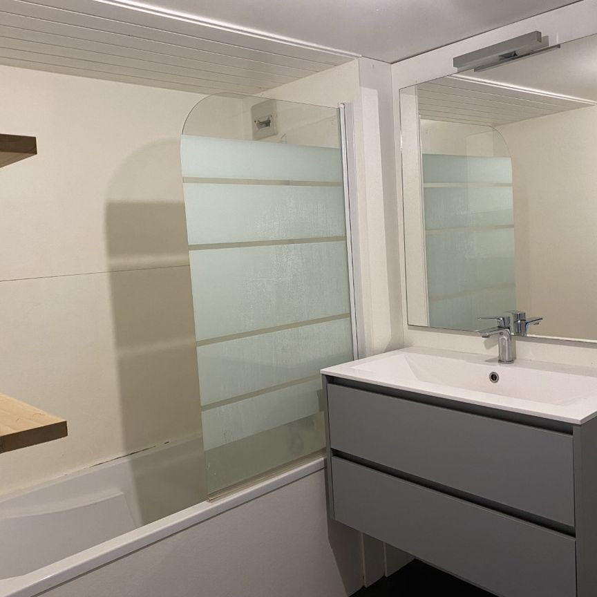 T4 duplex à louer - Au centre de Baume-les-Dames - Photo 1