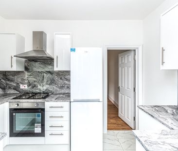 2 Bed Flat, Mount Pleasant Road, N17 - Photo 2