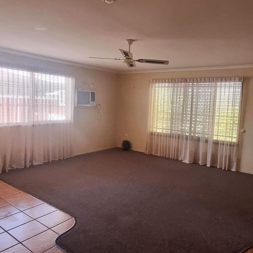 Charming Family Home for Lease in Avenell Heights - Photo 1