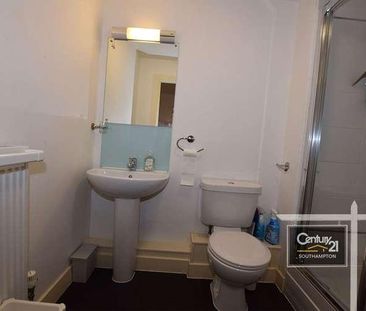 |ref:r|, Suttones Place, Southampton, SO15 - Photo 3