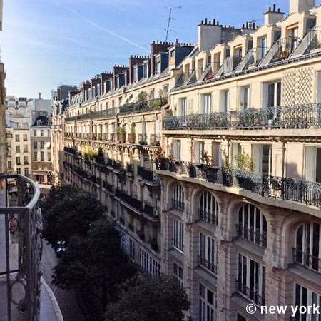 Logement à Paris, Location meublée - Photo 1