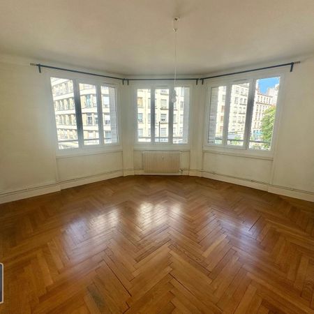 Location Appartement 3 pièces 61m² LYON 3ème - Photo 3