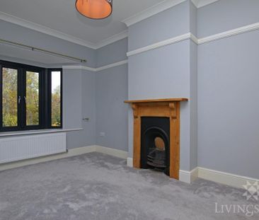 4 bedroom terraced house to rent - Photo 5