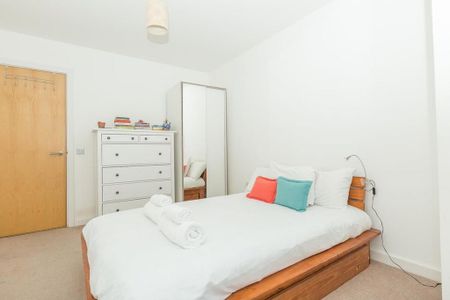 2 bedroom serviced apartment to rent - Photo 4