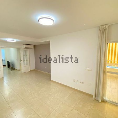 Alquiler de piso en Calle Enrique Van Dulken s/n - Foto 1