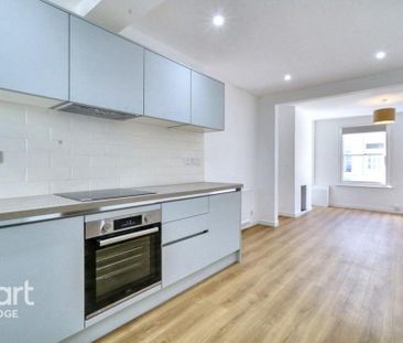 2 bedroom terraced house to rent - Photo 6