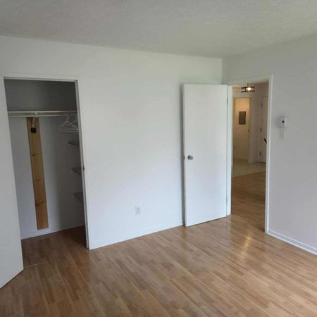 Superbe 3½ à 900$ - Secteur Ascot - Photo 3