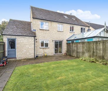 3 bedroom semi-detached house to rent - Photo 5