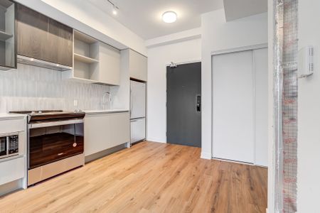 For Lease - 395 Dundas Street Unit# PH20, Oakville, Ontario - Photo 4