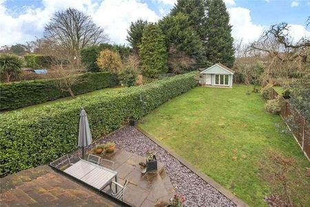 Horsell, Surrey, GU21 - Photo 2