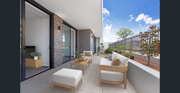 IN THE HEART OF NORTH KELLYVILLE - AFFORDABLE LUXURY LIVING - Photo 1