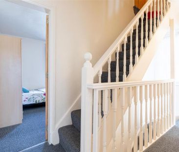 4 bedroom private hall to rent - Photo 2