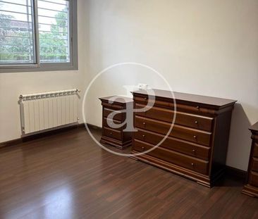 3 bedroom luxury Villa for rent in Torrent, Valencia - Photo 4