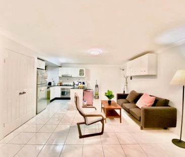 4 bed 2 bath-022 - Photo 2