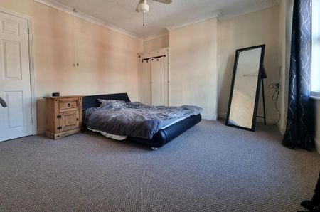 3 bedroom house to rent - Photo 2