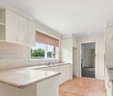 76 Nirringa Avenue, Aspendale. - Photo 2