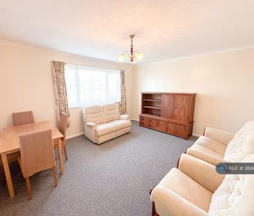 2 bedroom flat to rent - Photo 1