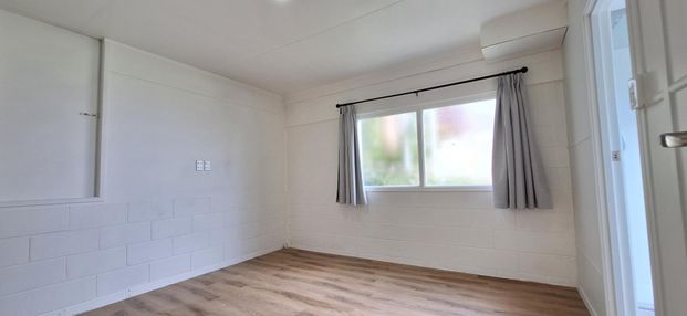 Spacious Family Home in Blockhouse Bay - Photo 1