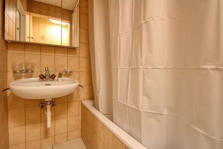 William #2 - Modern Coliving Apartment in Basel - Photo 2