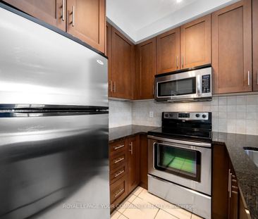 For Lease - 9245 Jane Street Unit# 402, Vaughan, Ontario - Photo 3