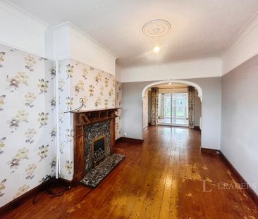 3 bedroom semi-detached house to rent - Photo 3
