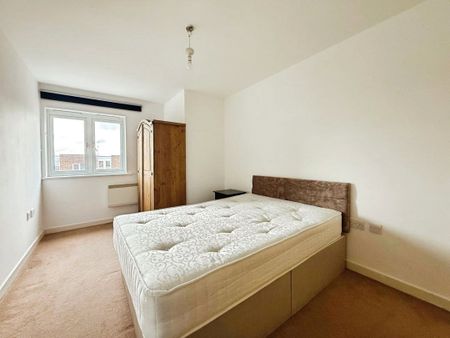 Park Heights, Constitution Hill, Woking, GU22 7RT - Photo 3