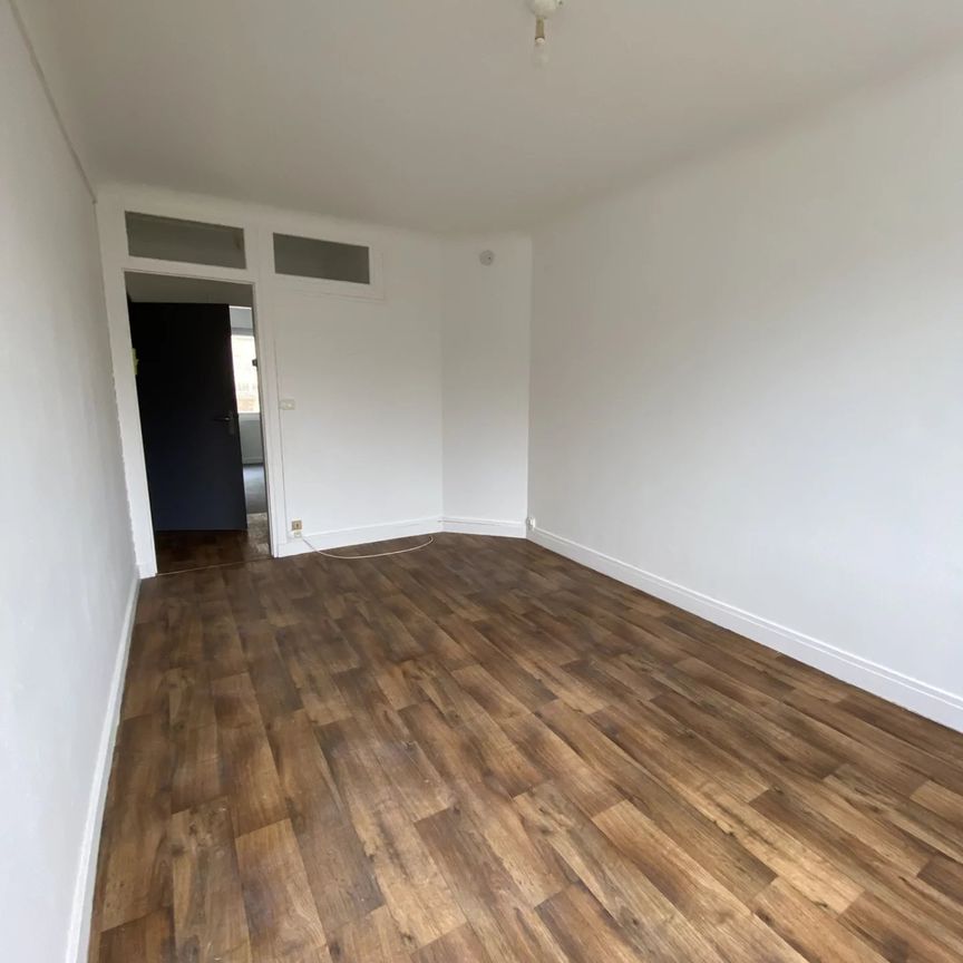 Location Appartement 3 pièces 43m² BOULOGNE SUR MER 62200 - Photo 1