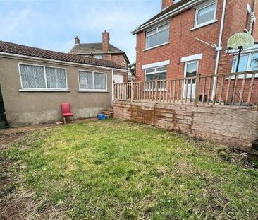 12 Crawfordsburn Road, Bangor, BT19 1BE - Photo 1