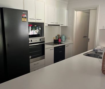 Home For Rent - Photo 5