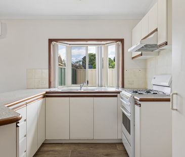 Easy‑Care 2x1 Home - Photo 6