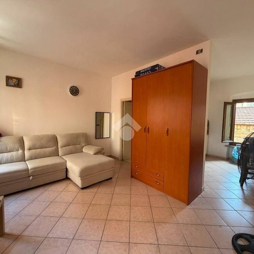 Monolocale via Rossini 68, Centro, Pontedera - Photo 1