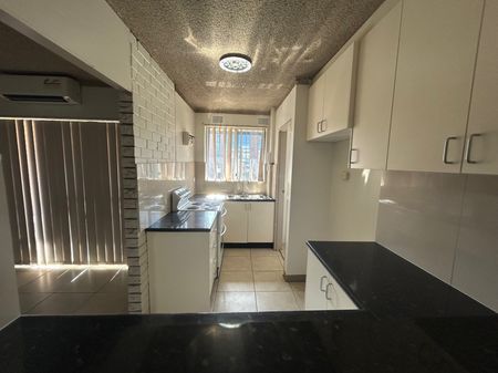 Located In A Sought After Location - Opposite Liverpool Hospital - Photo 3