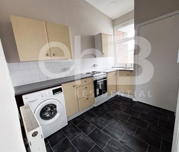 2 bedroom flat to rent - Photo 6