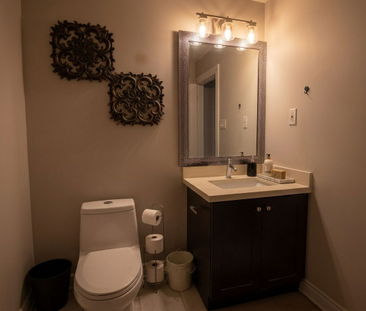 For Lease - 282 Aylesworth Avenue Unit# All Inclusive Basement, Tor... - Photo 5