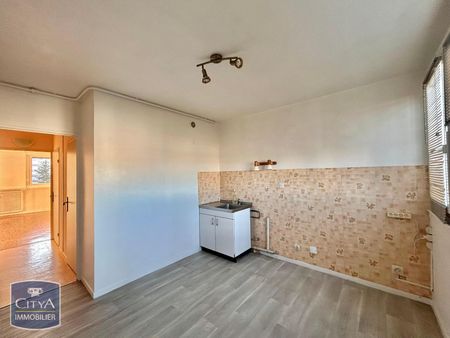 Location Appartement 1 pièce 50m² ST ETIENNE 42100 - Photo 5